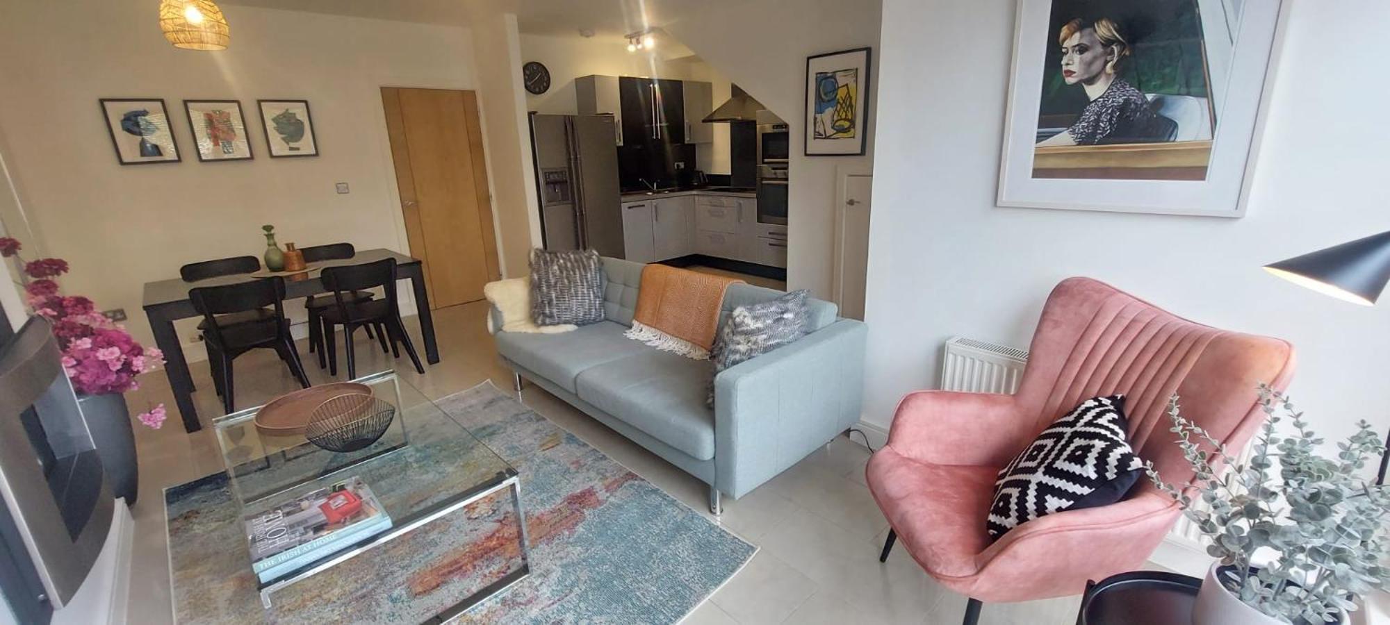 Elegantly Refurbed 2Bd In Shankill - 3Km From Bray دبلن المظهر الخارجي الصورة